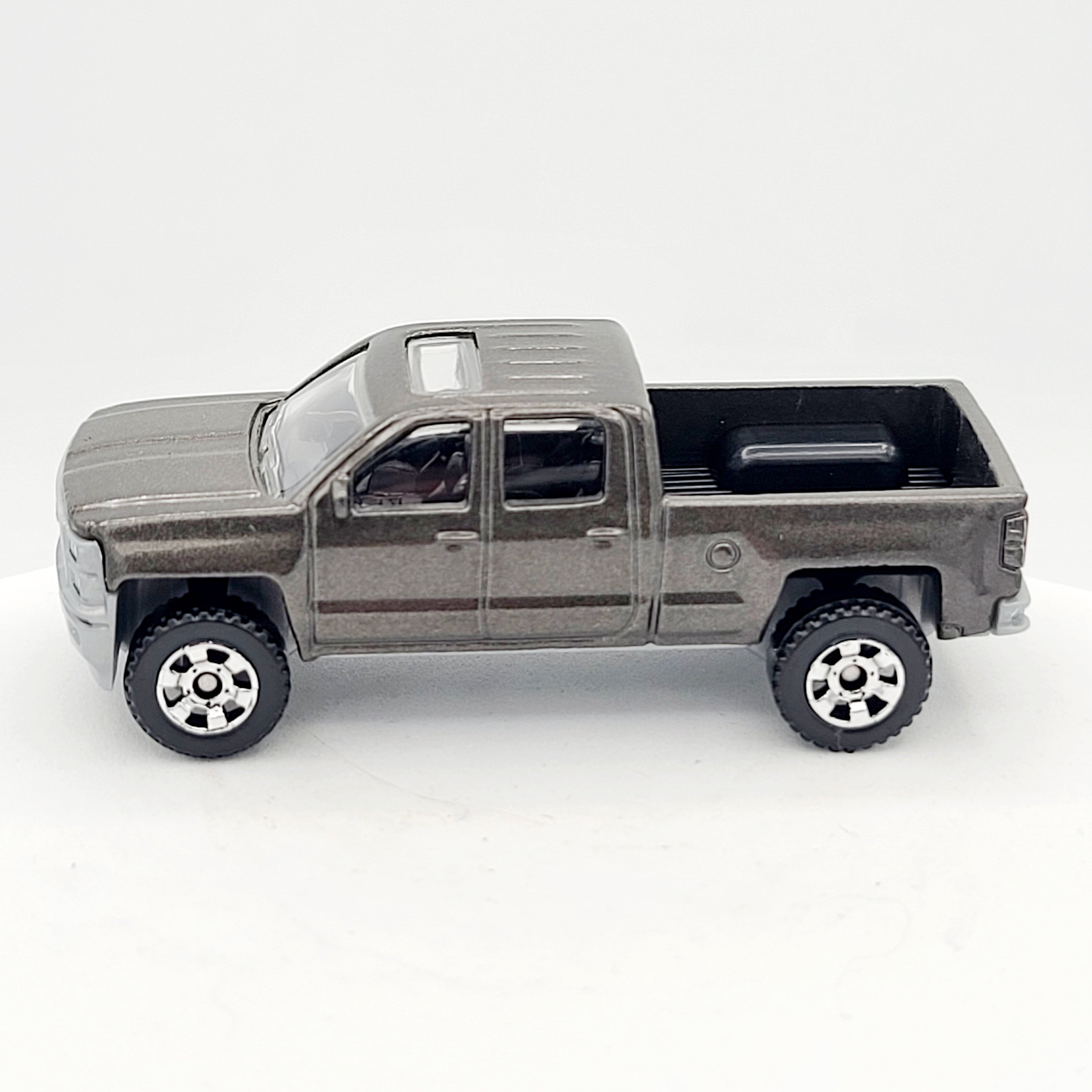 Matchbox '14 Chevy Silverado (2018 Chevrolet 100 Year Anniversary)